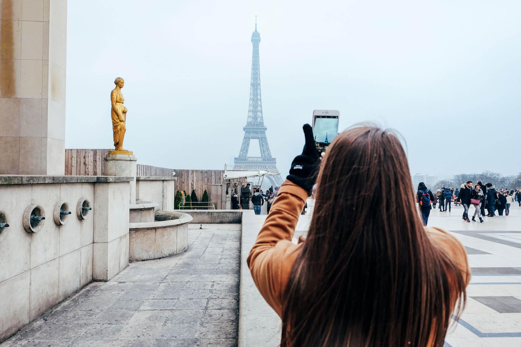 Filming the Eiffel Tower in Paris