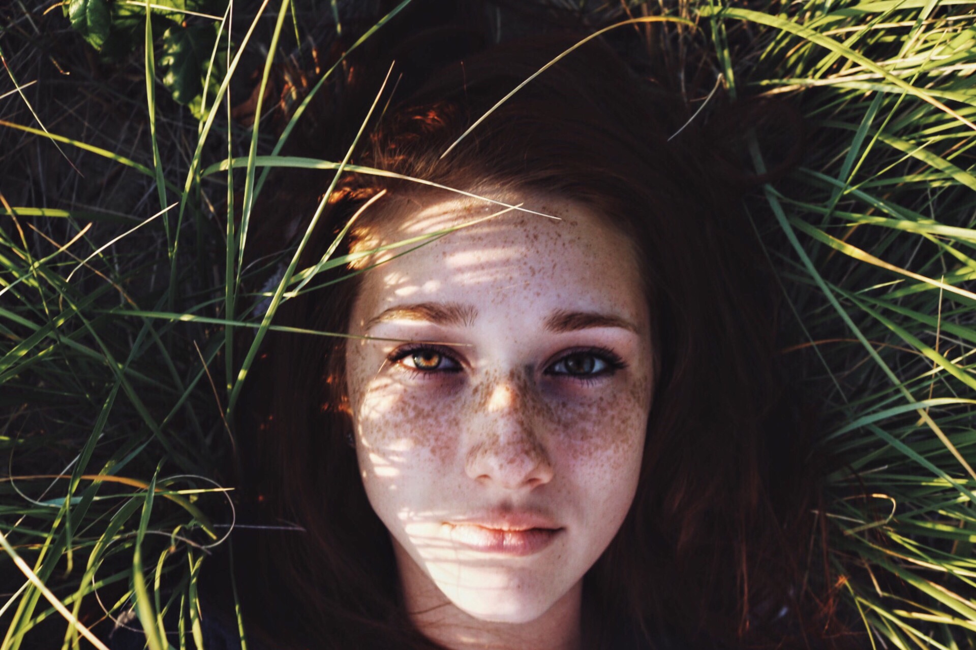 girl with freckles