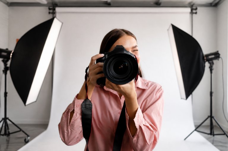 How AI photo generators are helping professional photographers